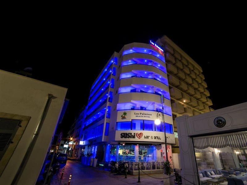 Les Palmiers Beach Boutique Hotel & Luxury Apartments Larnaca Exterior foto